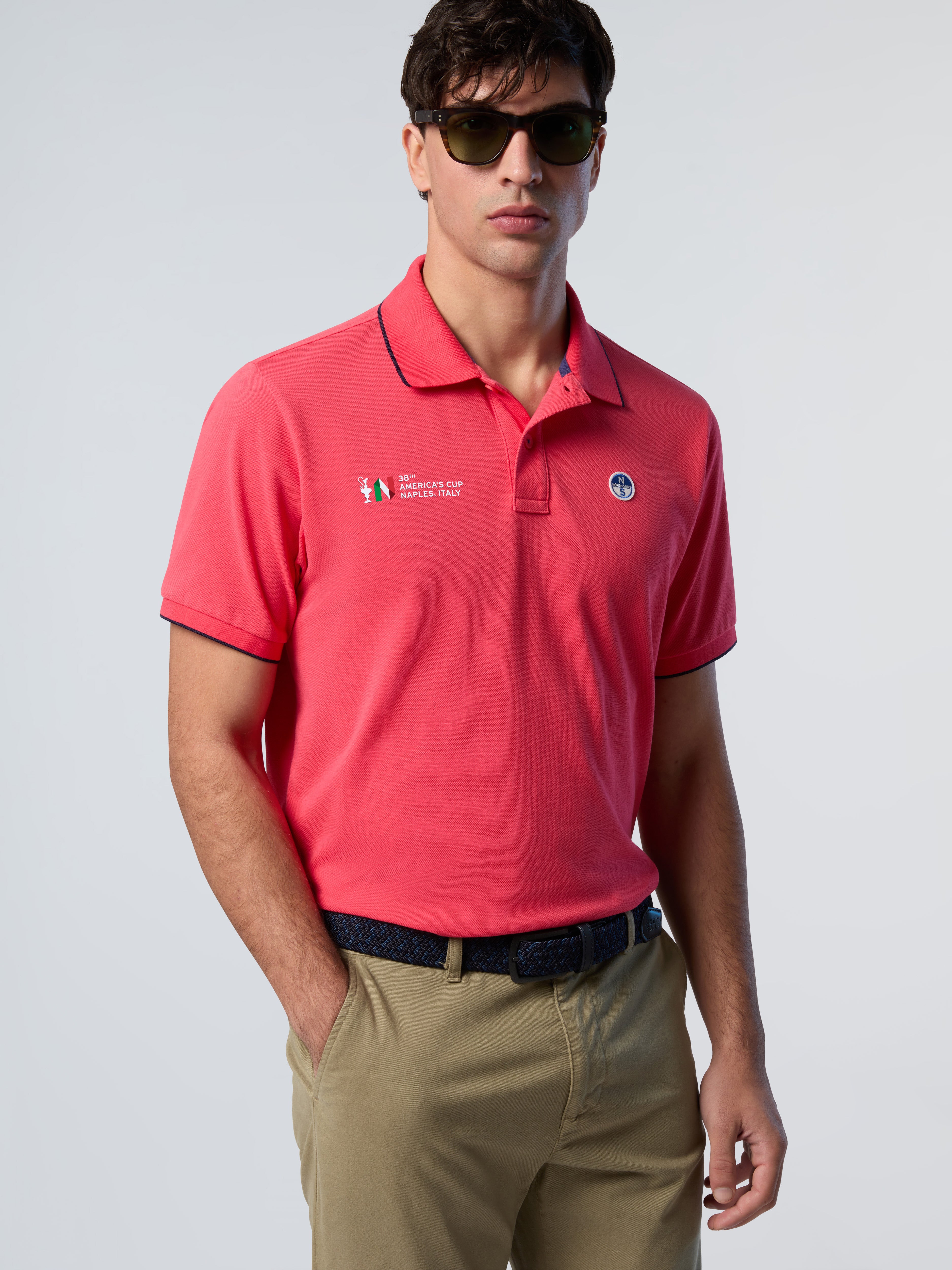 Polo a Maniche Corte con Collo a Righe in Contrasto Collezione North Sails AC38, Geranio